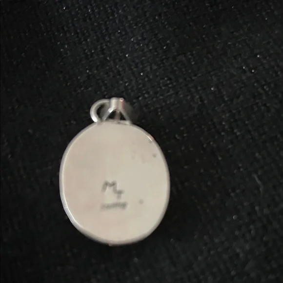 Sterling Silver Pendant with Pale  Orange Stone - Picture 4 of 6